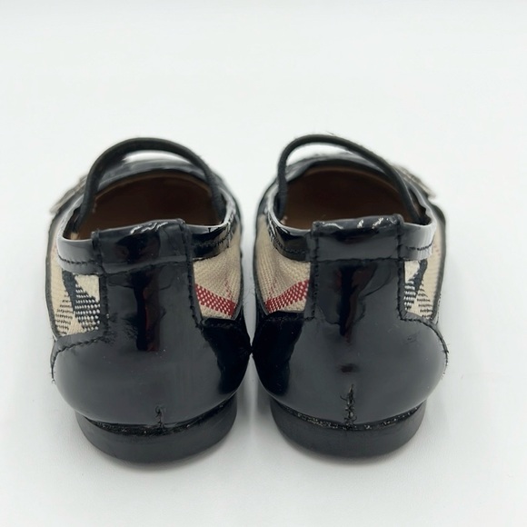 BURBERRY GIRLS PATENT LEATHER NOVA CHECK BLACK BALLERINA FLAT SZ 5C - Picture 8 of 15